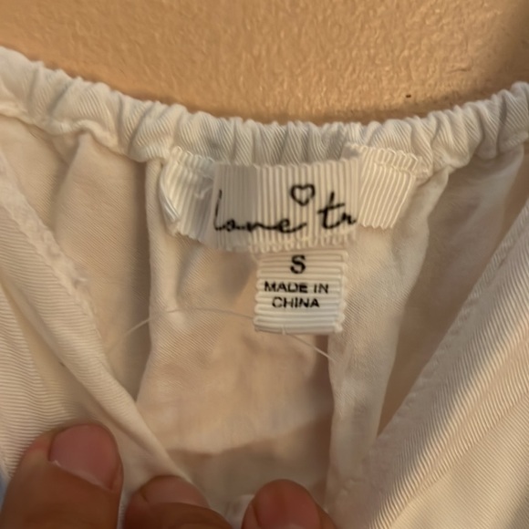 Woman’s white long dress size Small - Picture 3 of 5